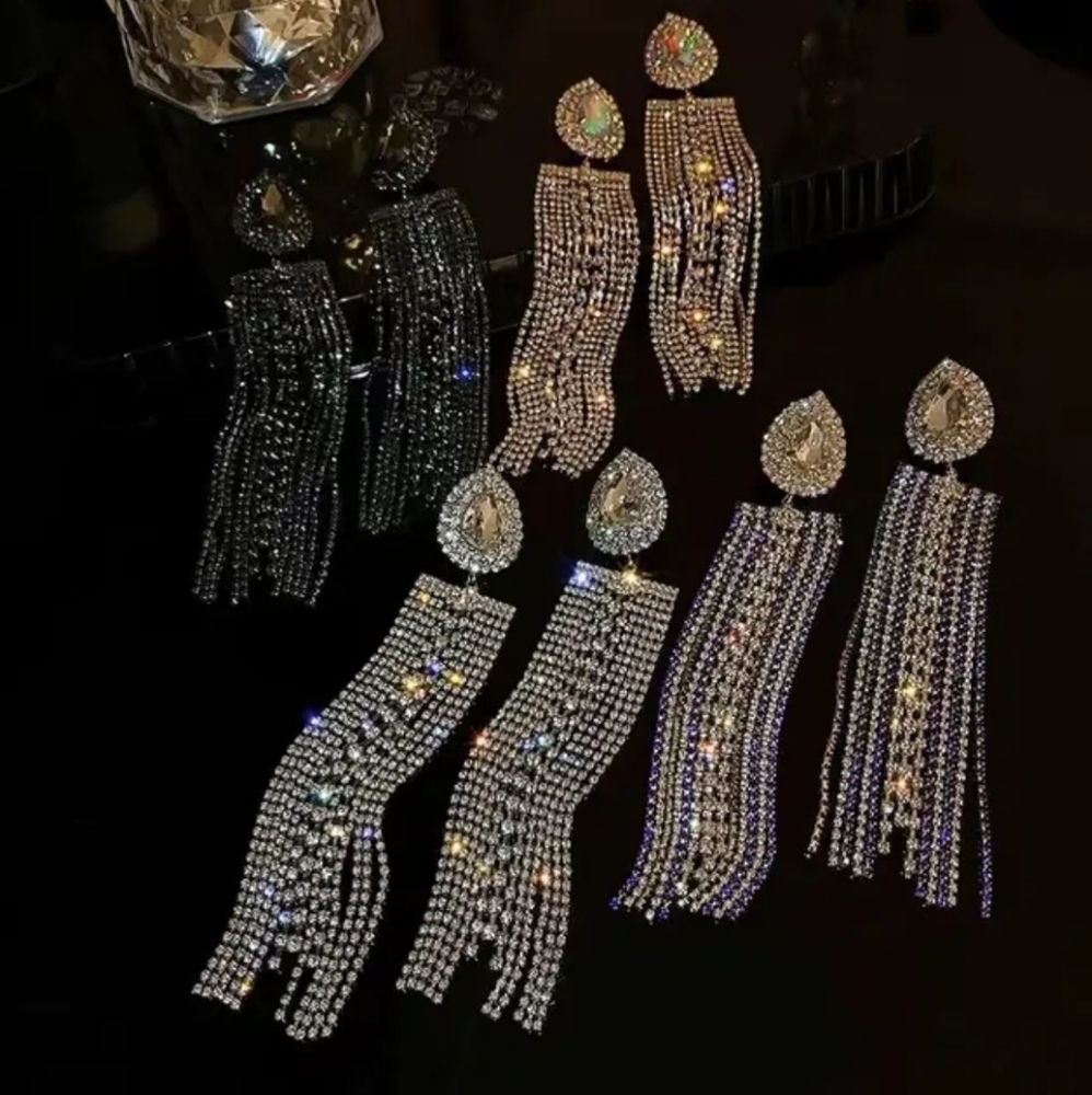 Earing - Picture 3 of 3